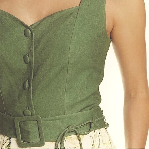 Linen ‘Gal Meets Glam’ Rachel cropped jumpsuit - Picture 2 of 7